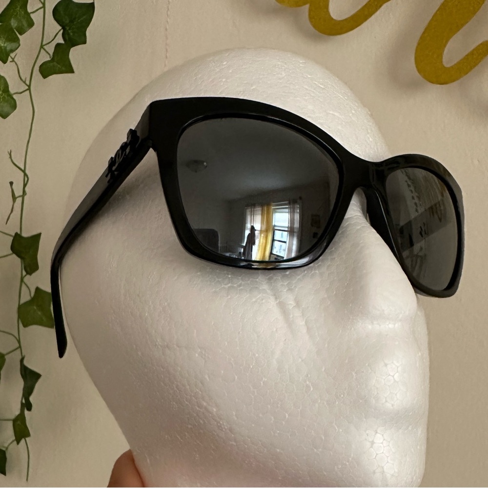 CHANEL Sunglasses WITH OG CASE - Picture 2 of 15